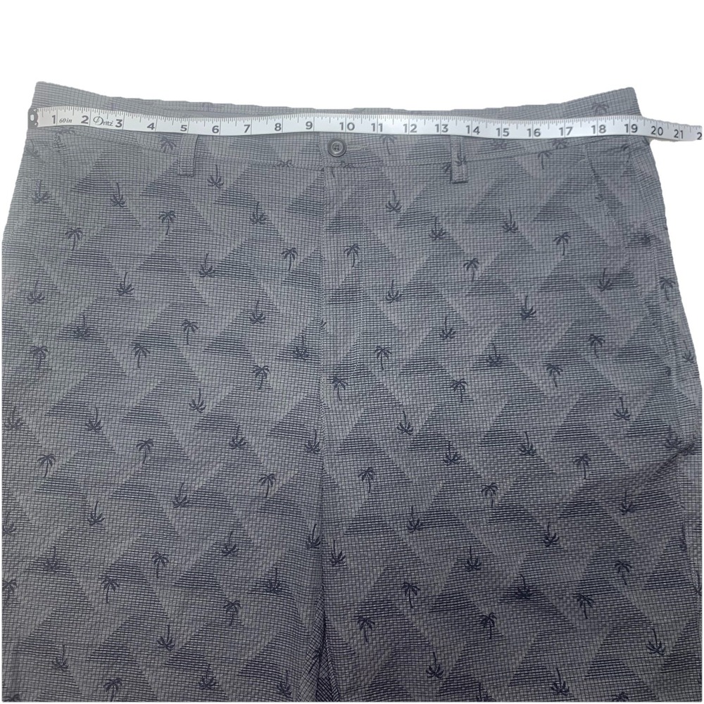 PGA Tour Men's 38 Seersucker Golf Shorts Gray Palm Trees Polyester Flex Waist - Picture 5 of 6
